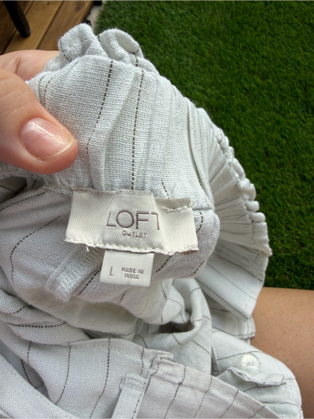 LOFT White Pinstripe Tie-Waist Linen-Blend Shorts - Picture 3 of 3